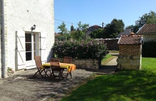 La Roche-Morey House | Charmant Gîte Rural avec Jardin en Haute-Saône - FR-1-583-438
