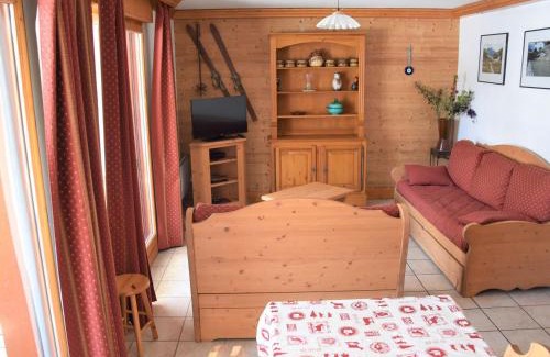 Pralognan-la-Vanoise Apartment | Charmant 3 pièces avec grand balcon Sud, idéalement situé près des commerces et du téléphérique - FR-1-464-24