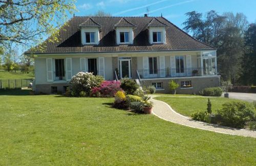 Saint-Brice-sur-Vienne Apartment | CHARMANT APPARTEMENT DANS MAISON DE CARACTERE