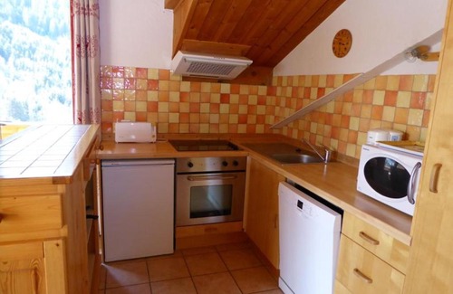 Pralognan-la-Vanoise Apartment | Charmant appart 3 pièces dernier étage, balcon sud, parking, près pistes à Pralognan - FR-1-464-106