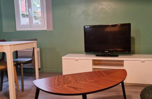 Aire-sur-l'Adour Apartment | Charmant appartement au calme, proche centre