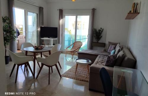 Asilah Apartment | Charmant appartement dans les jardins d Assilah Piscine et Jardin andalous