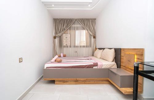 Tangier Apartment | Charmant apt spacieux 2 ch, terrasse, vue dégagée, clim