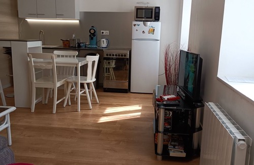 Morez Apartment | Charmant et Chaleureux F4 en RDC Avec sa Terrasse Privée