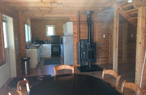 Saint-Jean-de-la-Riviere Ski Chalet | Charmante maison en bois proche mer