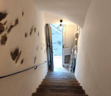Saint-Laurent-le-Minier Apartment | Charmant appartement dans l’Ancienne Mairie