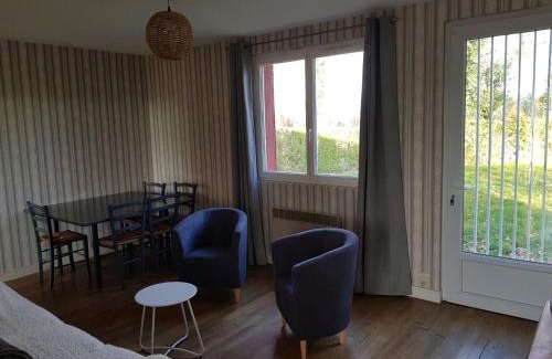Bengy-sur-Craon House | Charmant Gîte Familial avec Grand Jardin et Confort Moderne à Bengy-sur-Craon - FR-1-586-33