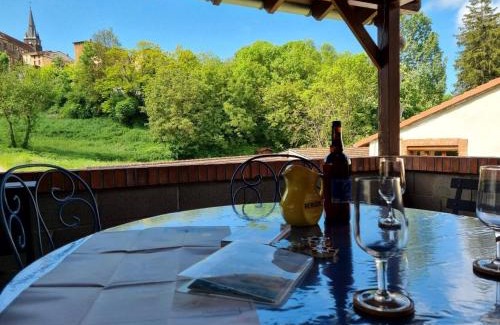Neronde House | Charmant gîte pour 6 personnes à Néronde - FR-1-496-357