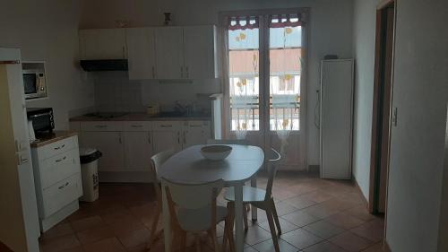 Saint-Ferreol-d'Auroure Apartment | Charmant Logement T2 campagne