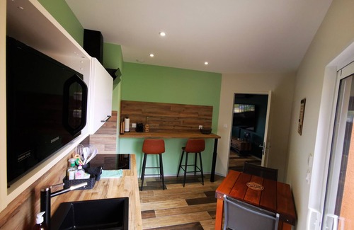 Les Landes-Genusson Apartment | Charmant Logement Avec Jacuzzi Proche Puy Du Fou