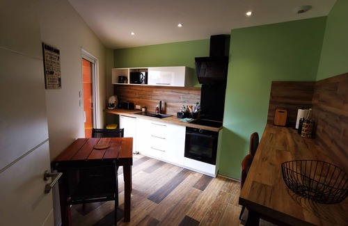 Les Landes-Genusson Apartment | Charmant Logement Avec Jacuzzi Proche Puy Du Fou