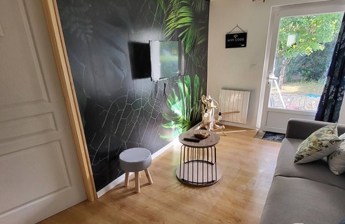 Cognac Apartment | Charmant Logement Avec Extérieur