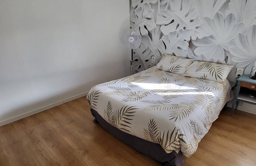 Cognac Apartment | Charmant Logement Avec Extérieur
