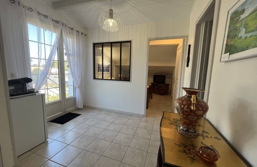 Gujan-Mestras Apartment | Charmant Logement Saisonnier Avec Piscine