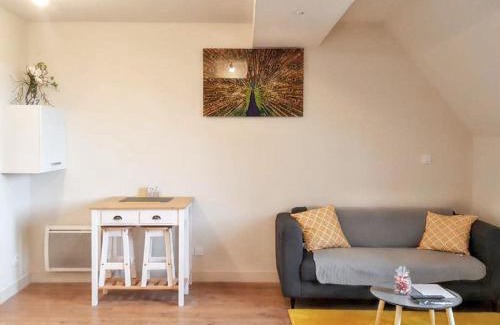 Abondant Apartment | Charmant studio à Abondant avec terrasse ensoleillée - 30 m²