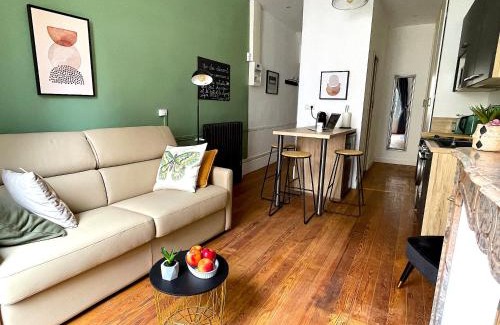 Dreux Apartment | Charmant Studio beaux volumes #1