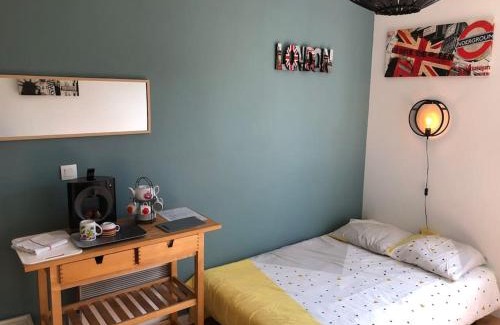 Le Tholonet Apartment | Charmant Studio climatisé Aix en Provence - parking gratuit