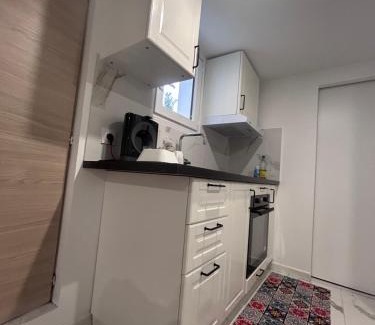 Gagny Apartment | Charmant studio neuf et meublé