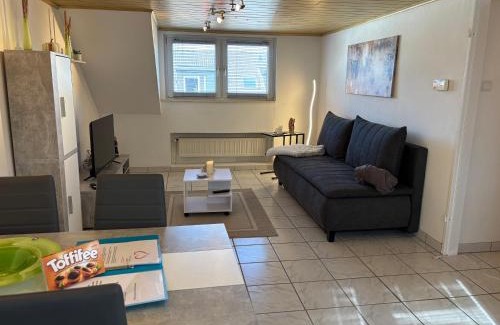 Hardterbroich-Pesch Apartment | Charmante DG Whg Zentrumsnah