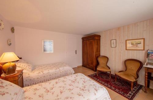 Saint-Benoit-sur-Loire Bed & Breakfast | Charmante chambre avec terrasse privée et wifi à Saint-Benoît-sur-Loire - FR-1-590-487