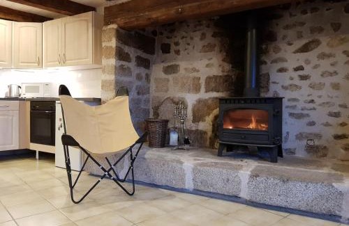 Saint-Marc-a-Frongier House | Charmante maison de campagne, 10 min d Aubusson