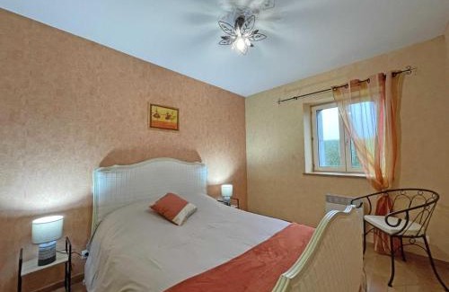 Saint-Mars-d'Egrenne House | Charmante maison de plain-pied avec jardin dans l'Orne - FR-1-497-190