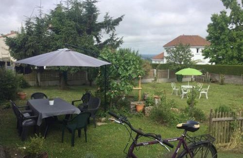 Saint-Georges-des-Gardes House | Charmante Maison avec Jardin, Proche Puy du Fou et Cholet, Wifi, Tout Confort - FR-1-622-48