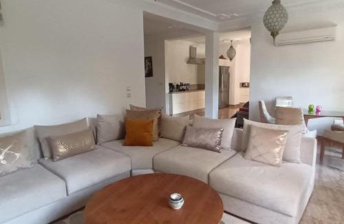 El Aggada Apartment | Charmante maison avec jardin et piscine