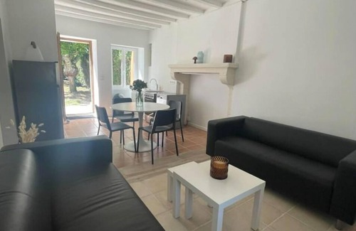 Sainte-Fauste House | Charmante Maison à la Campagne