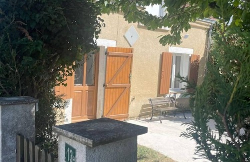 Sainte-Fauste House | Charmante Maison à la Campagne