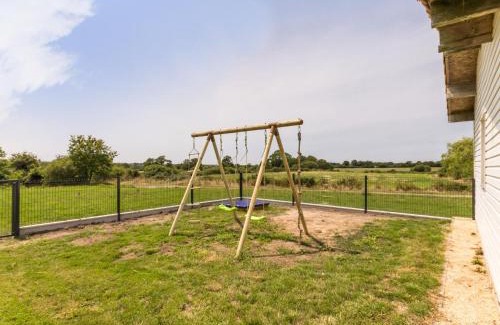 Saint Viaud House | Charmante maison rénovée, au calme avec jardin, à 20 km de la mer et 35 km de Nantes - FR-1-306-1190