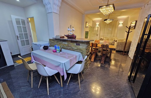 Beni Ksila Villa | Charmante Villa la Rose Avec Piscine à Beni Ksila Bejaia, p/d L'eau