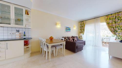 Playa de Mogan Apartment | Charmante Wohnung direkt am Meer, kostenloses WLAN