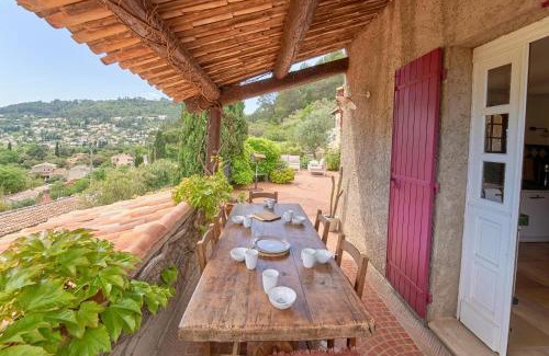 Sollies-Toucas House | Charme provençal Les amandiers piscine et animaux