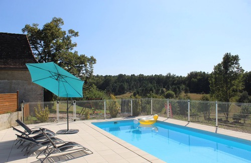 Saint-Pierre-de-Chignac House | Charming cottage with swimming pool in lush greenery in the heart of Périgord