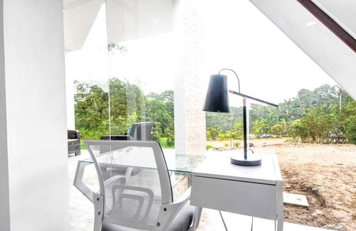 Pedro Vicente Maldonado Villa | Charming 2-bedroom villa in superb Pedro Vicente Maldonado with WiFi