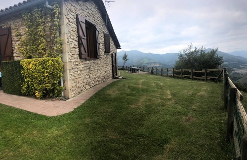 Saint-Jean-Pied-de-Port House | Charming mountain location