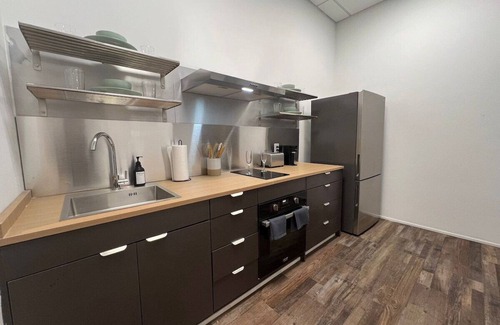 Meriden Apartment | Charming 1 BD | Metro Meriden|Pool Access|GYM