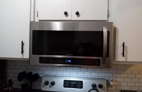 Central Oklahoma City House | Charming 1-bedroom house in central OKC with fenced back yard near fairgrounds.