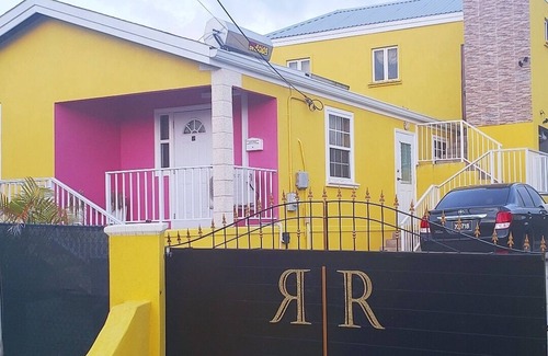 West Coast Apartment | Charming 1-bedroom apartment in Barbados close to U.S. Embassy and Airport
