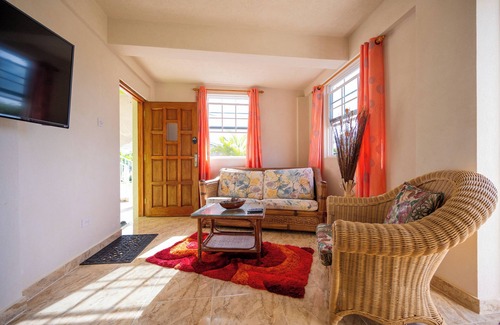 Mangrove Apartment | Charming 1-bedroom apartment in enchanting Mangrove with AC, WiFi