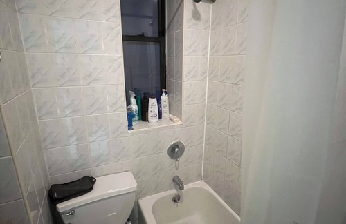 Chinatown Apartment | Charming 1-bedroom apartment - Room can be booked for less than 29 days