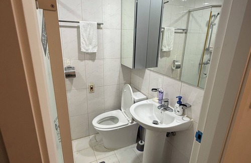 Jung-gu Apartment | Charming 1-bedroom apartment with WiFi, NETFLIX. Near by Incheon airport,