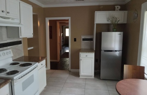 East Side Apartment | Charming 1-bedroom apartment with Wi-Fi and AC in beautiful Atlanta