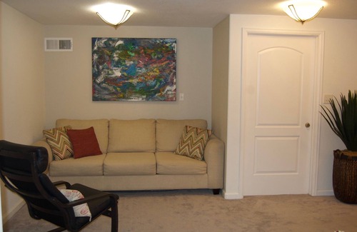Boulder Apartment | Charming 1-bedroom apartment in marvelous Boulder with gardens all around.