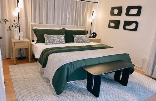 South Overton Apartment | Charming 1-bedroom apartment with AC, WiFi in superb Lubbock