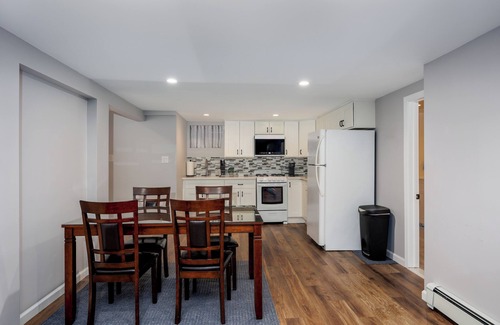 Seaford House | Charming 1-bedroom apt with WiFi, AC in soothing Seaford