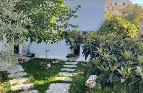 Hammamet House | Charming 1-bedroom building with WiFi and AC in soothing Hammamet
