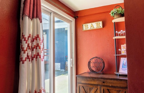 North and East Cottage | Charming 1-bedroom cottage in Richmond