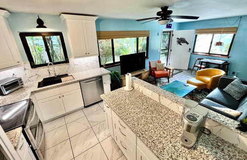 Kapoho Apartment | Charming 1-bedroom ground floor Ohana apartment in lovely Pāhoa with WiFi